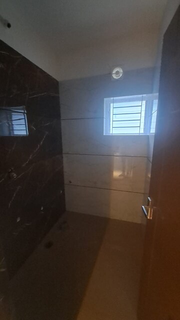 रेसिडेन्शियल फ्लॅट वर्ग फुट फॉर रेंट इन इंदिरानगर बैंगलोर  7574836