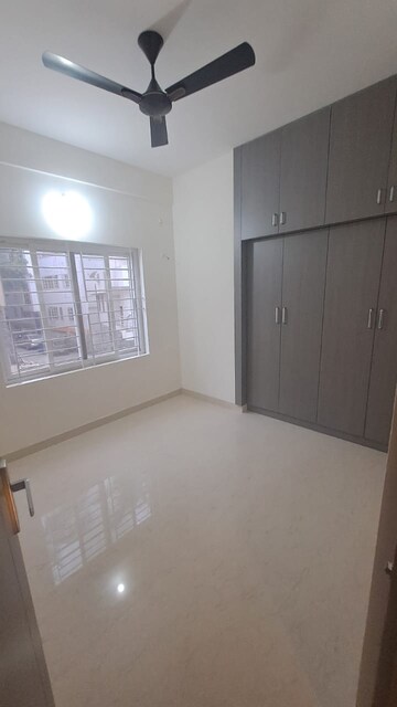 रेसिडेन्शियल फ्लॅट वर्ग फुट फॉर रेंट इन इंदिरानगर बैंगलोर  7574836