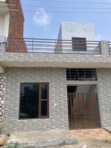 1 BHK Independent House – Exterior View View at Bhago Majra Road - for Sale