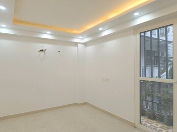 Room in 2 BHK Builder Floor at Sultanpur – for Sale