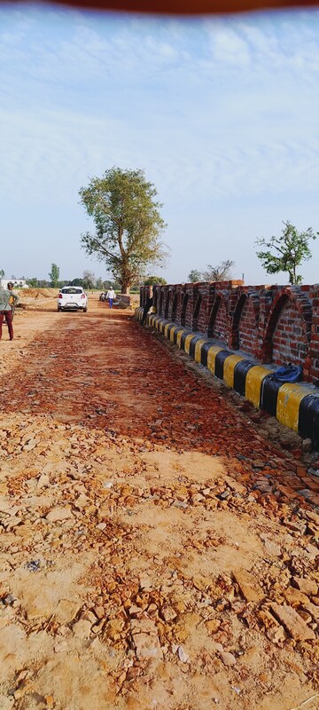  Plot For Sale in Sultanpur Road