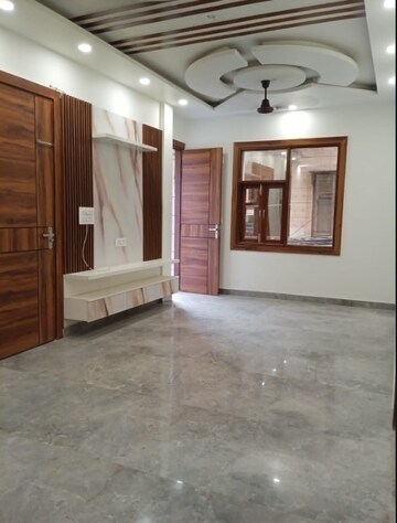 Room in 2 BHK Builder Floor at Palam – for Sale