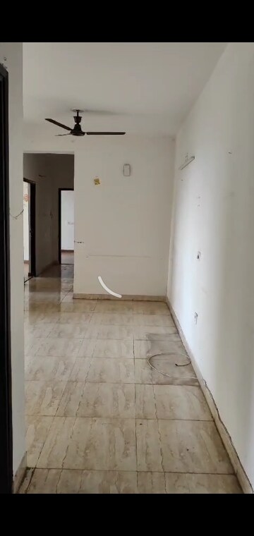 Room in 3 BHK Apartment at Ansal Royal Heritage, Sector 70 – for Sale