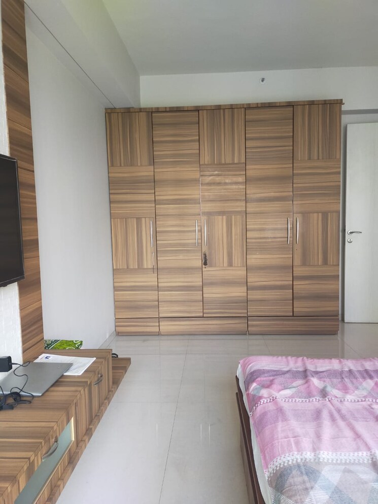 Bedroom, satra-residency 4 Bedroom 3500 Sq.Ft. Apartment In Khar West Mumbai 7575451