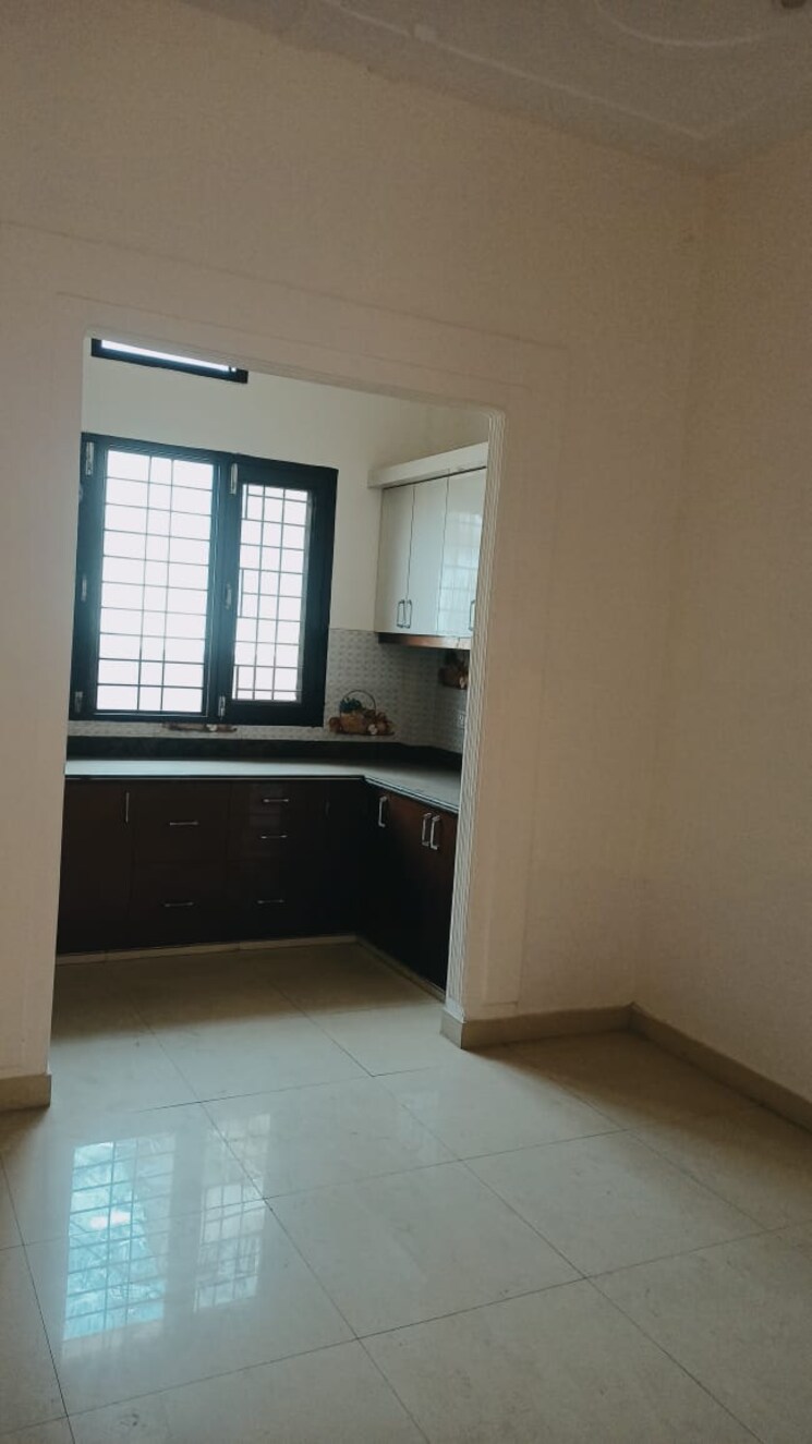 Kitchen, ganga nagar 3 Bedroom 100 Sq.Yd. Villa In Ganga Nagar Meerut 7575523