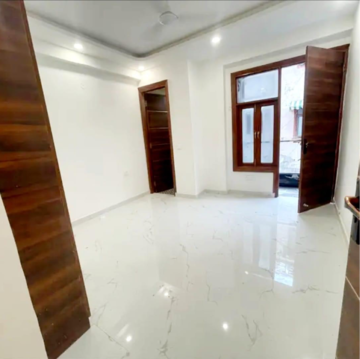 Room in 3 BHK Builder Floor at Chattarpur – for Sale