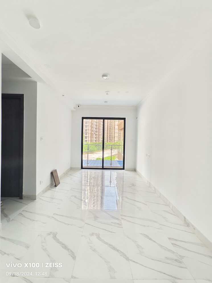 undefined, risland-the-icon-phase-2 2 Bedroom 671 Sq.Ft. Apartment In Dhokali Thane 7575802