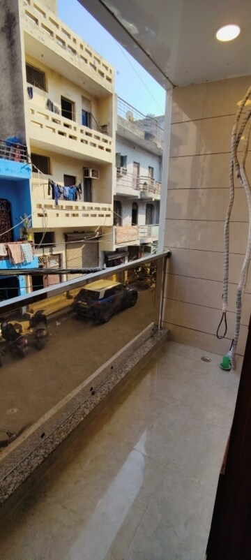 Balcony in 1 BHK Builder Floor at Mahavir Enclave 1 – for Sale