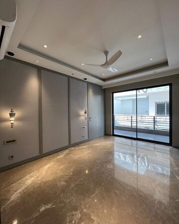 Room in 2 BHK Builder Floor at Burari – for Sale