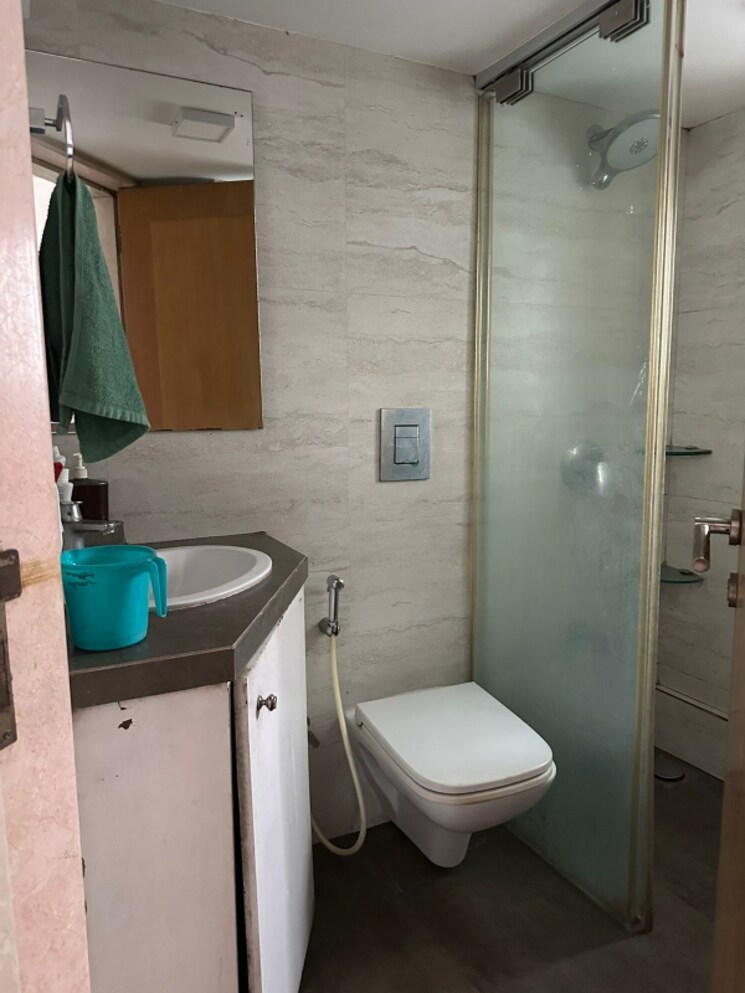 Bathroom, capri-chs 2 Bedroom 670 Sq.Ft. Apartment In Malabar Hill Mumbai 7576107