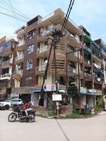 3.5 BHK Builder Floor – Exterior View View at Shalimar Garden Extension 1 - for Sale