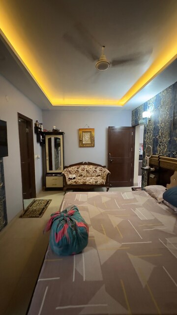Bedroom in 3 BHK Builder Floor at Palam Vihar Residents Association, Palam Vihar – for Sale
