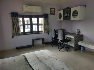 Room in 4 BHK Villa at Science City – for Sale