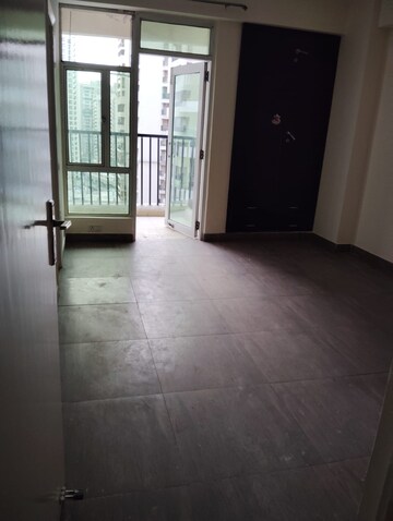Master Bedroom in 3 BHK Apartment at Amrapali Golf Homes, Sector 4, Greater Noida – for Sale
