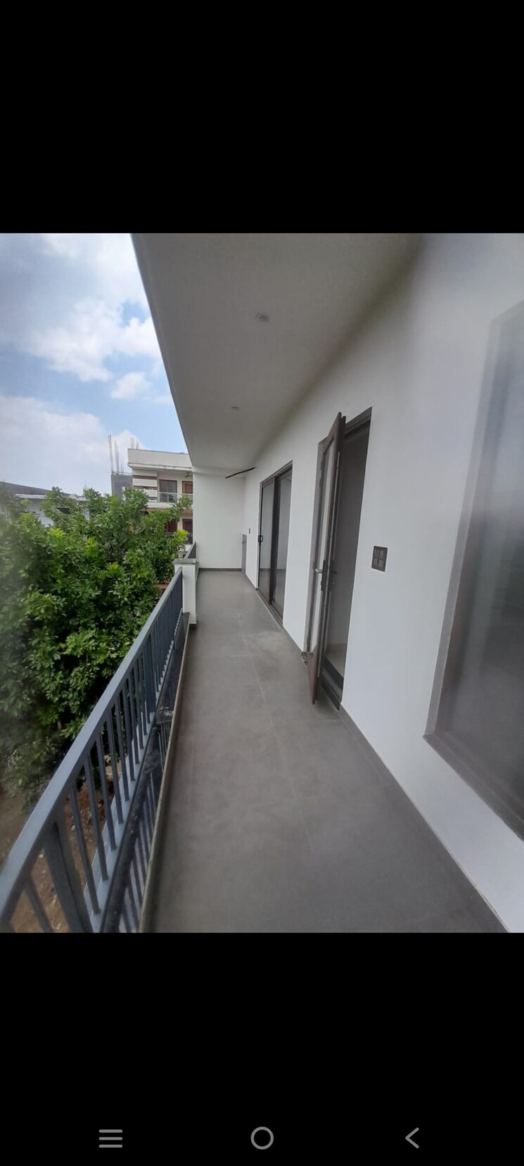 Balcony, sector 85 3.5 Bedroom 317 Sq.Yd. Builder Floor In Sector 85 Faridabad 7577423