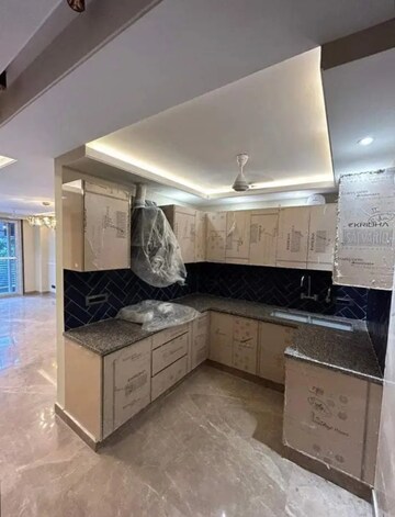 Master Bedroom in 3 BHK Builder Floor at Saket – for Sale