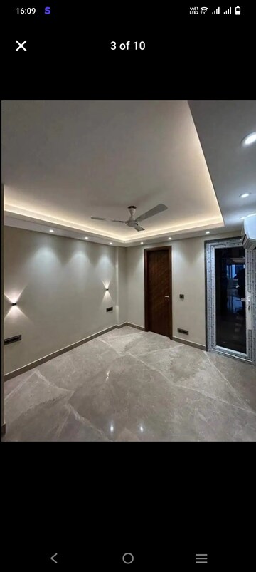 Master Bedroom in 3 BHK Builder Floor at Saket – for Sale
