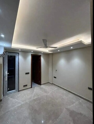 Master Bedroom in 3 BHK Builder Floor at Saket – for Sale