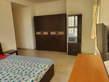 Bedroom in 3 BHK Apartment at Hiranandani Estate Rodas Enclave, Hiranandani Estate – for Sale