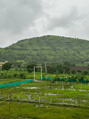 रेसिडेंशियल प्लॉट वर्ग फुट फॉर रीसेल इन त्रिंबक रोड नाशिक  7577889