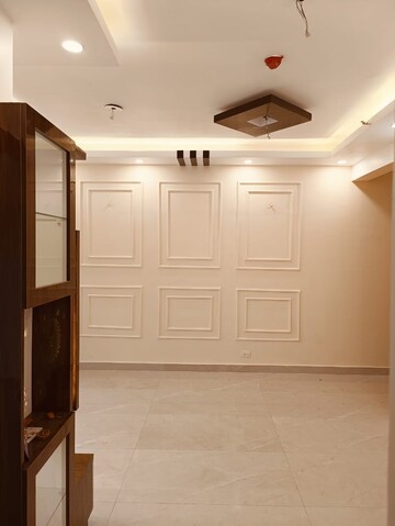 Room in 2 BHK Apartment at Ace Divino, Sector 1 Greater Noida – for Sale