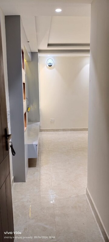 3 BHK Builder Floor For Sale in Chattarpur