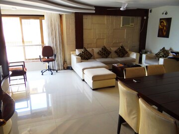 Living Room in 3 BHK Apartment at Juhu Road – for Sale