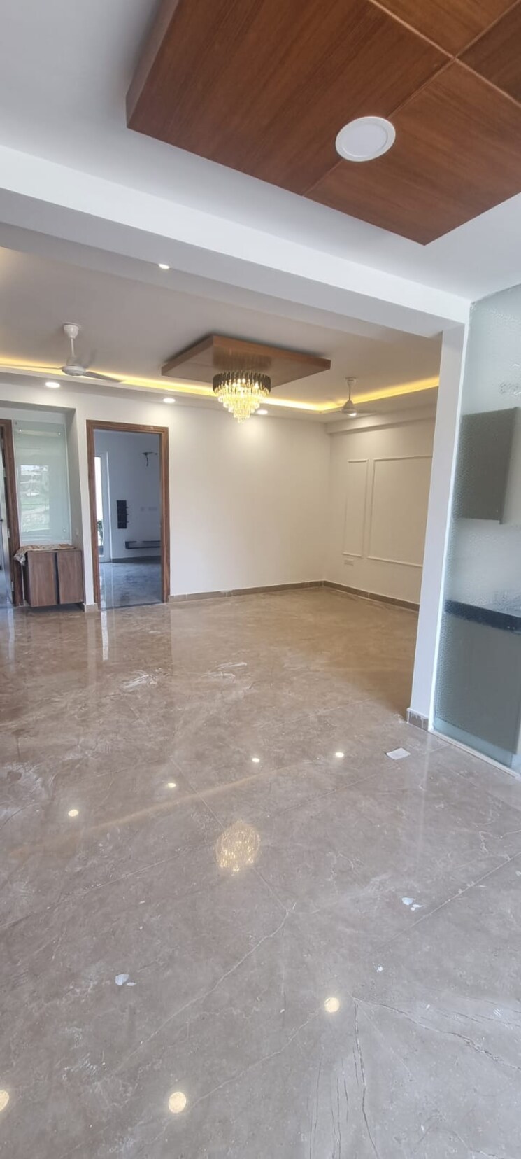 Room, ardee-city 3 Bedroom 204 Sq.Yd. Builder Floor In Sector 52 Gurgaon 7578715