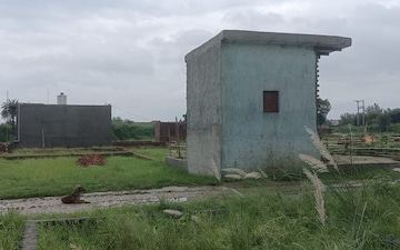 Plot For Sale in Neharpar