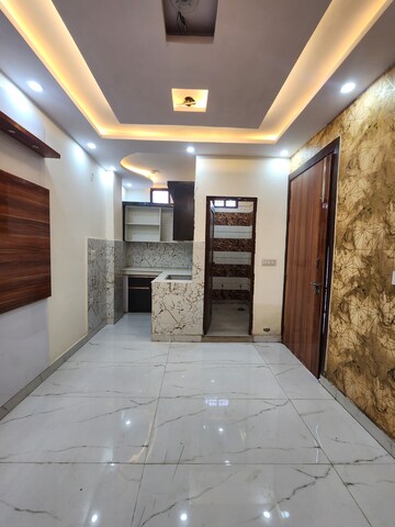 Building Lobby in 2 BHK Builder Floor at Uttam Nagar West – for Sale