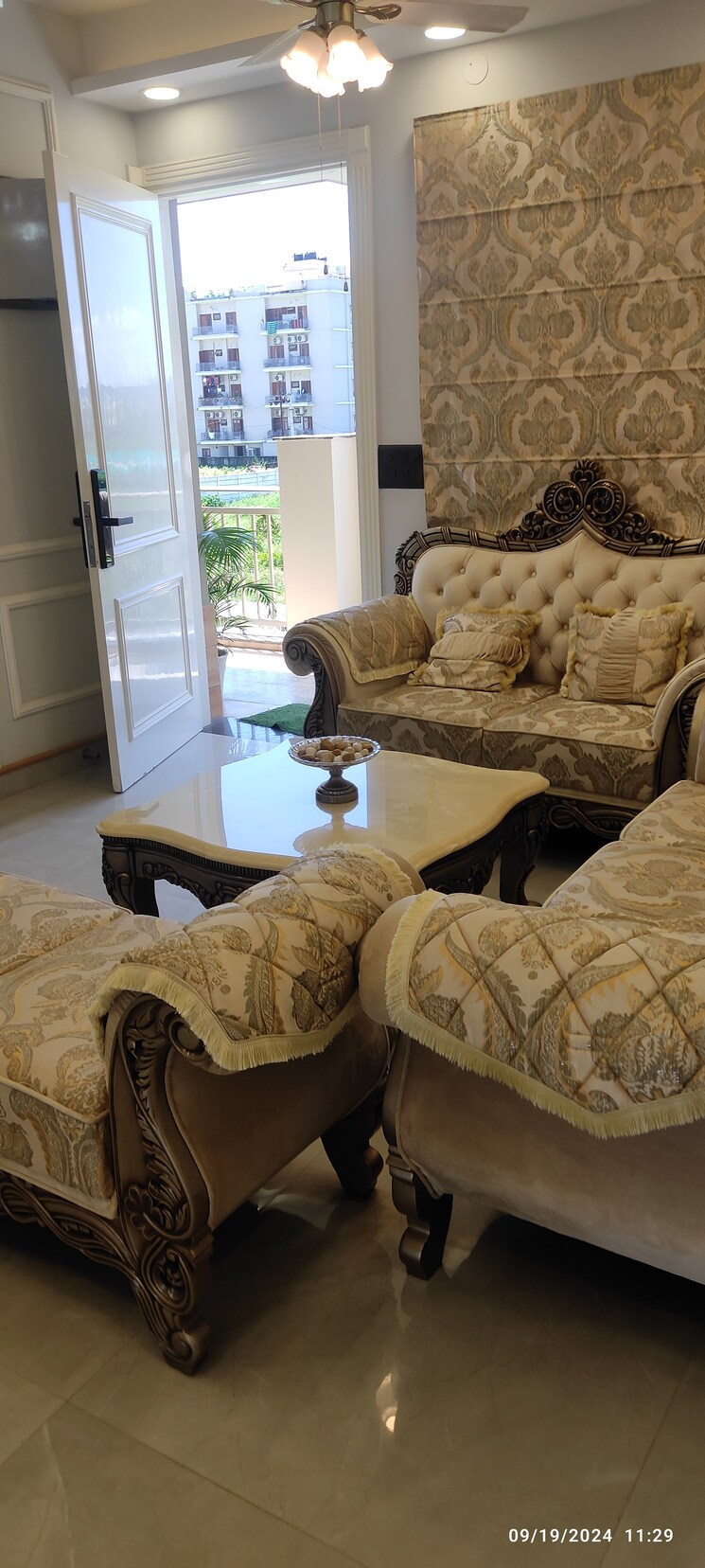 Living Room, gms road 3 Bedroom 2020 Sq.Ft. Apartment In Gms Road Dehradun 7579831