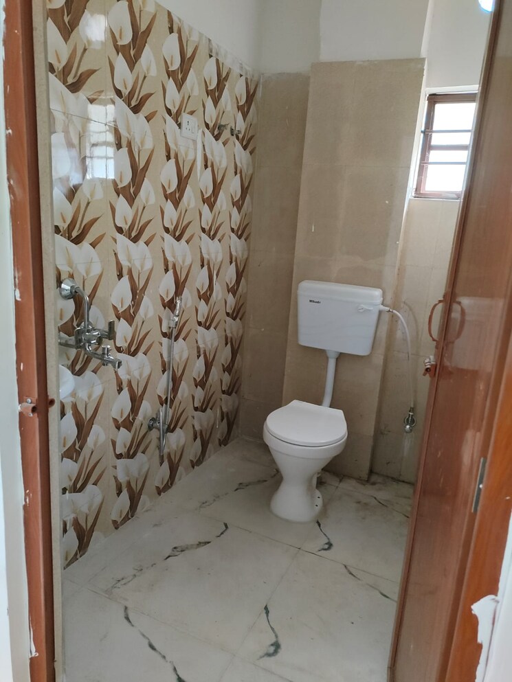 Bathroom, bina-apartments 1 Bedroom 200 Sq.Ft. Apartment In Rajarhat Kolkata 7579742