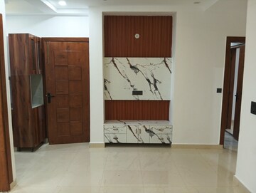 3 BHK Builder Floor For Sale in BPTP District Phase 2, Sector 84