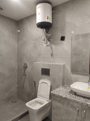 Bathroom in 4 BHK Builder Floor at Saket – for Sale