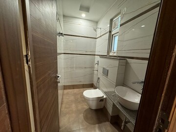 Bathroom in 3.5 BHK Builder Floor at Saket – for Sale