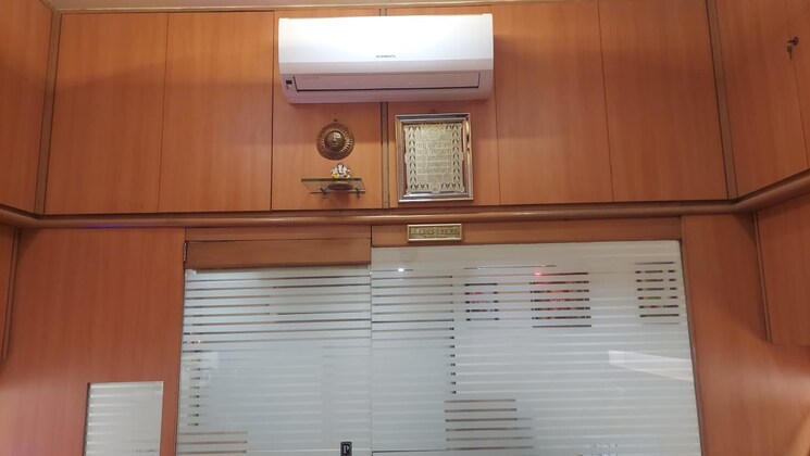 Room, himalaya-house Commercial Office Space 210 Sq.Ft. In Fort Mumbai 7579639