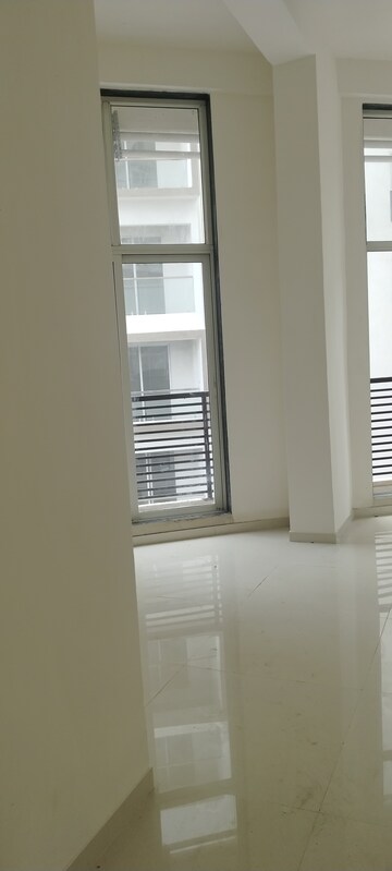 Room in 1 BHK Apartment at JVM Corner Stone, Naupada – for Sale