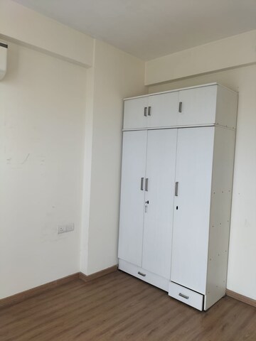 Room in 3 BHK Apartment at Emaar The Enclave, Sector 66 – for Sale