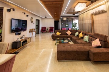 Gym in 5 BHK Apartment at Dosti Group Imperia, Manpada – for Sale