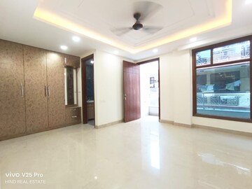 Room in 4 BHK Builder Floor at Chattarpur – for Sale