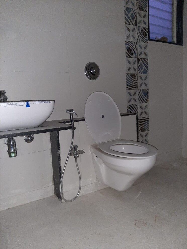 Bathroom, anandtara-iris-residences 2 Bedroom 824 Sq.Ft. Apartment In Mundhwa Pune 7582069