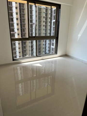 Room in 1 BHK Apartment at Chandak Nishchay Wing F, Dahisar East – for Sale