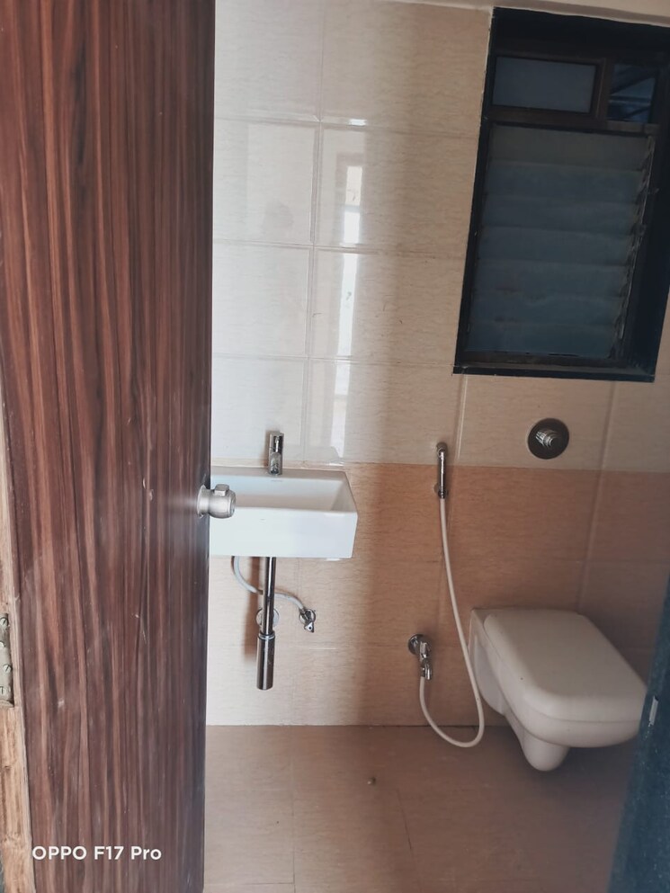 Bathroom, kalpavruksh-garden-1 2 Bedroom 655 Sq.Ft. Apartment In Kandivali West Mumbai 7583027