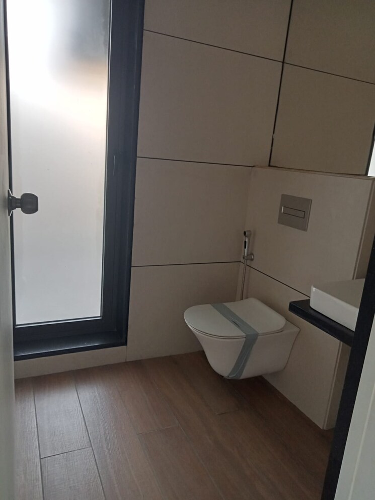 Bathroom, virtuoso-ananta 2 Bedroom 681 Sq.Ft. Apartment In Mira Road Thane 7583030