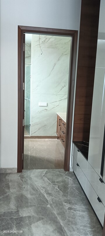 Room in 6+ BHK Independent House at Sector 9 Panchkula – for Sale