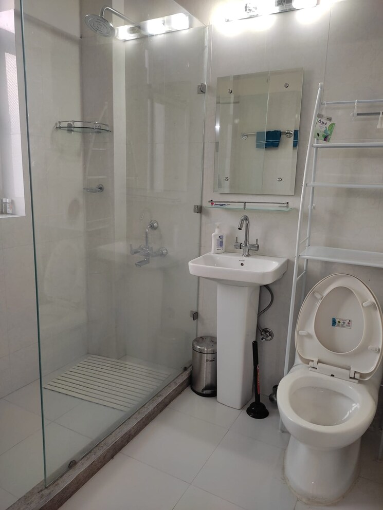 Bathroom, aradhya-homes 4 Bedroom 2500 Sq.Ft. Builder Floor In Sector 67a Gurgaon 7583313