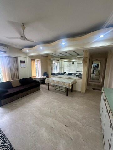 2 BHK Apartment For Sale in Mount Marry Apartments, Bandra West