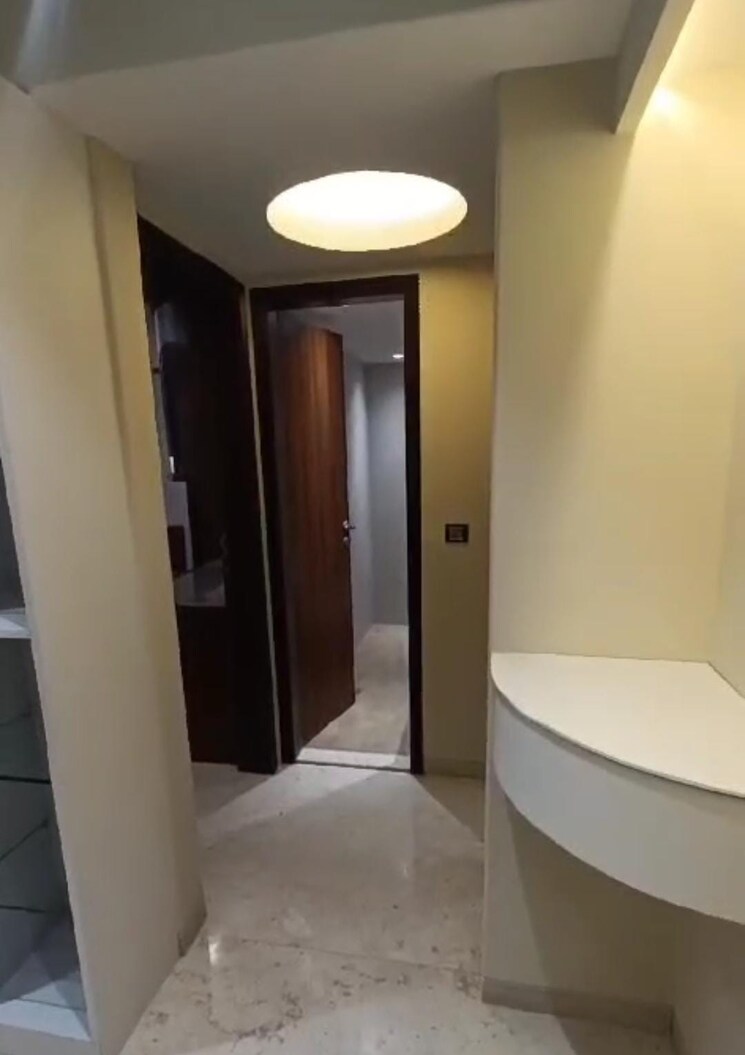 Bathroom, maheshwar-kiran-apartment 2 Bedroom 700 Sq.Ft. Apartment In Santacruz West Mumbai 7583486