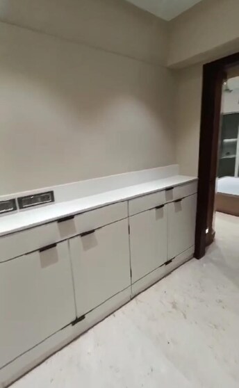 रेसिडेन्शियल फ्लॅट वर्ग फुट फॉर रीसेल इन संताक्रूज वेस्ट मुंबई  7583486