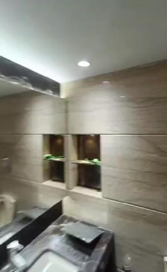 रेसिडेन्शियल फ्लॅट वर्ग फुट फॉर रीसेल इन संताक्रूज वेस्ट मुंबई  7583486